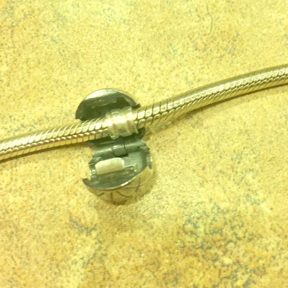 Retired- Pandora Globe Charm - Picture 4 of 6